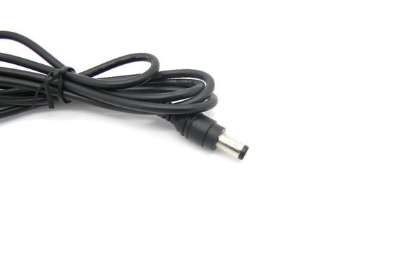 De Voeding van de de Desktopomschakeling van de twee Eindenkabel/van de Desktopmacht Adapter 12V 1000mA