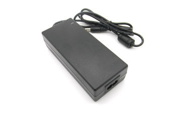 De elektrovoeding van de Desktopomschakeling/Externe 12V 5A-Adapter