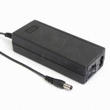 65W 10V 24V 5A-de Adapterktec AC Adapter van de Reeks Volledige Omschakeling/Laptop Batterijlader