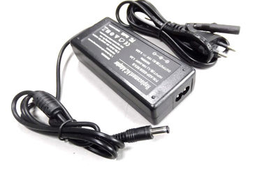 Hoge Efficency-Vervangingslaptop Machtsadapter DC19V 5.5x2.1mm voor Acer