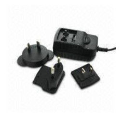 6W groene Universele Wisselstroomadapter met verwisselbare stoppen voor mobiele apparaten