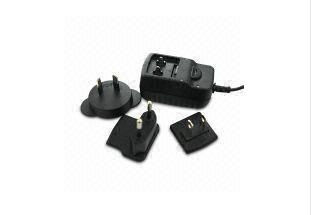 Zwarte Universele Wisselstroomadapter, de Verwisselbare Stoppen van EN60950/van EN60065