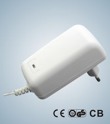 20W KSAP020xxxyyyyHEC-de Adapters van de Omschakelingsmacht met het citizen band van 12VDC 0.1-2A, Ce, GS-Veiligheidsgoedkeuring voor Algemeen I.T.E-Gebruik