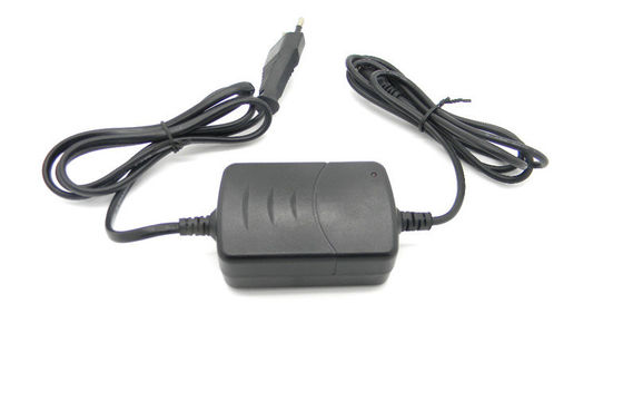 De Machtsadapter 12V 2A van de Destkopomschakeling voor LCD TV, FCC Deel 15 Klasse B
