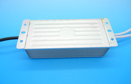 60w waterdichte de voeding Constante Huidige van de hoofd aluminium elektrolytische condensator IP68 Bestuurder