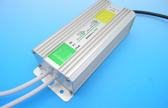 60w waterdichte de voeding Constante Huidige van de hoofd aluminium elektrolytische condensator IP68 Bestuurder