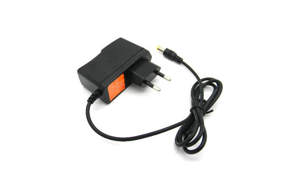 AC aan gelijkstroom-Muur zet Machtsadapter 9V 1A over Voltage voor Router, 100-240Vac op