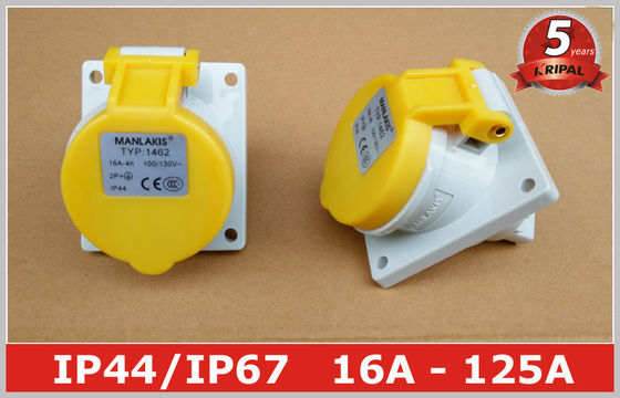 Het hoekige Comité zette Industriële de schakelaar110v 16A IP44 3 Speld van de Machtscontactdoos voor Marine op